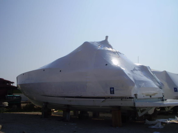 boat shrink wrapping Kaštel